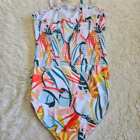 Summer Mae Women's Multicolour Floral Maternity OnePiece Swimsuit Bathing Suit M - Picture 9 of 9